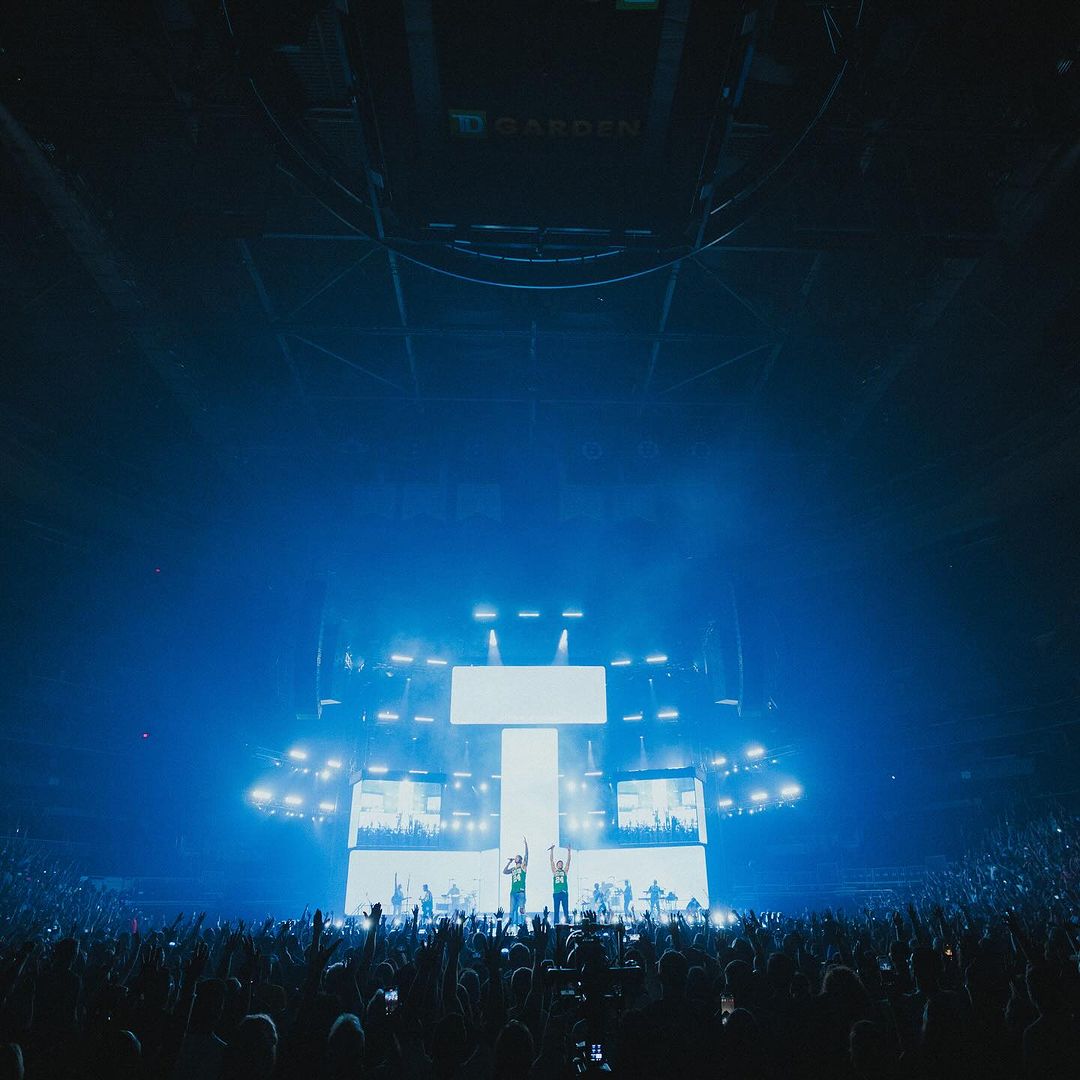 Phil Wickham & Brandon Lake